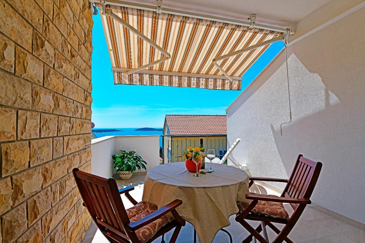 Apartments Tamara Hvar Town Bagian luar foto
